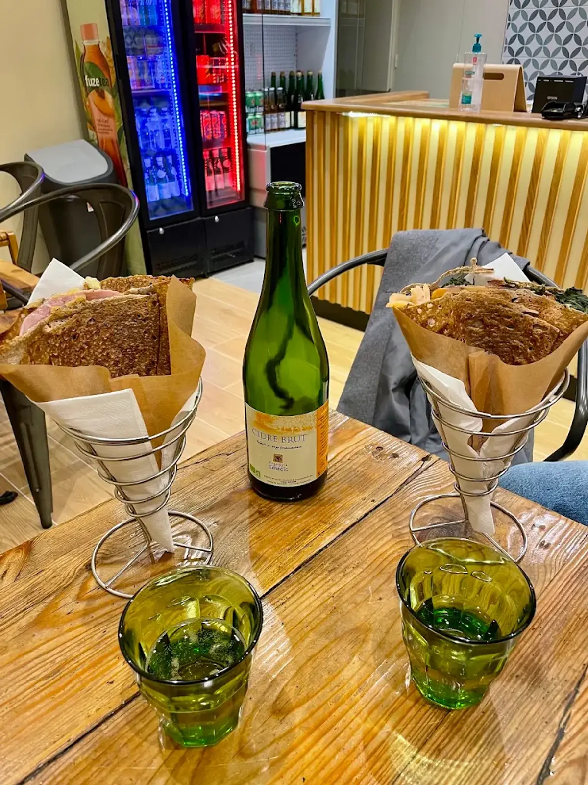 Galettes de sarrasin servies en cornet